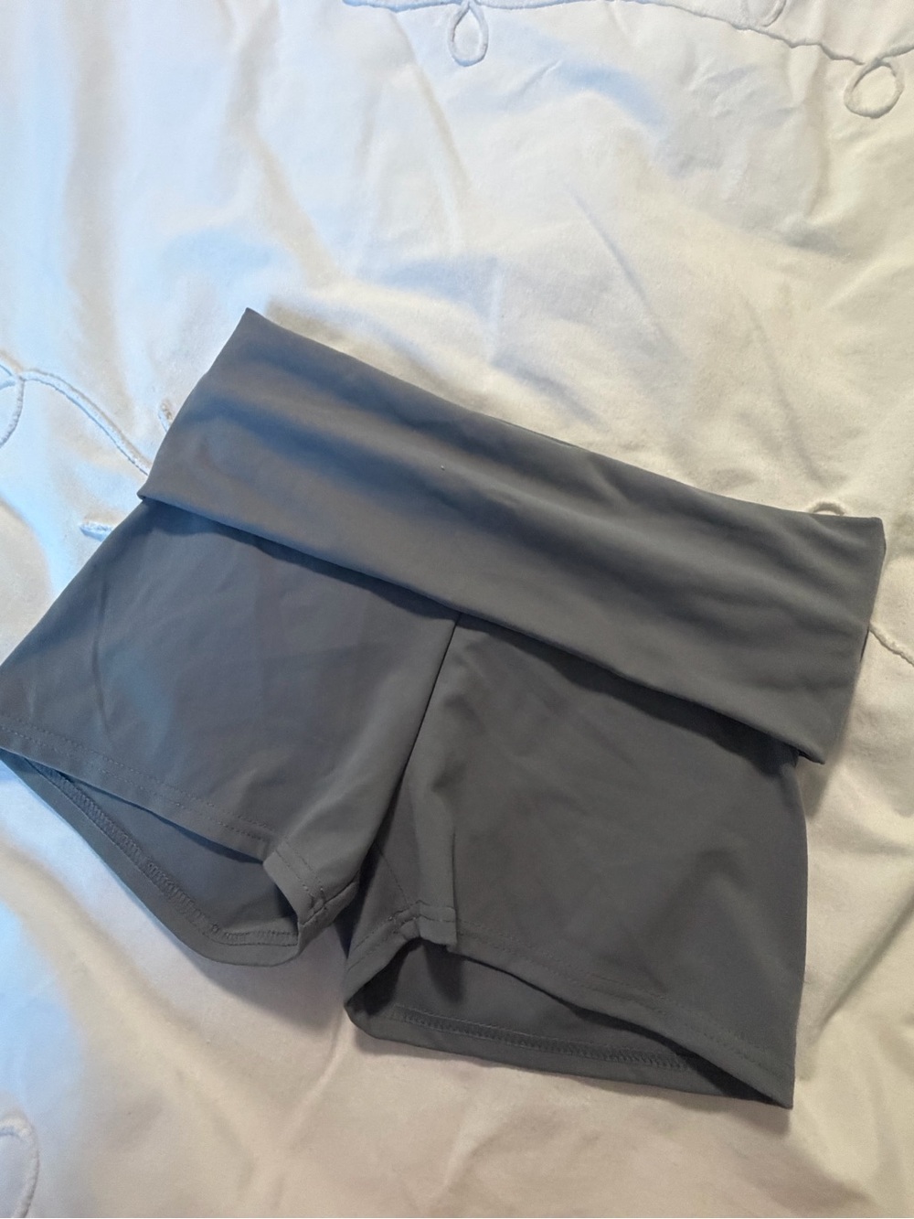 Fold-Over Waistband Women's Performance Shorts — Gray